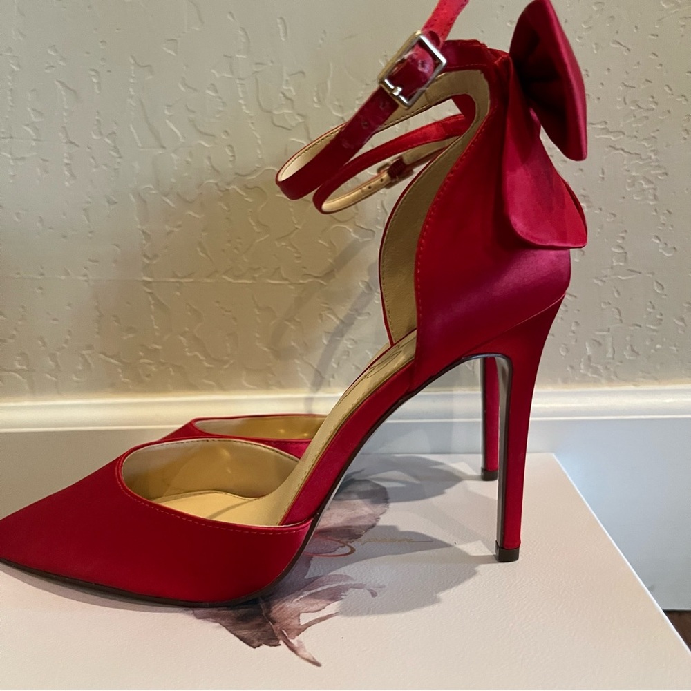 Jessica Simpson Red Satin Heels with Bow - Picture 8 of 12
